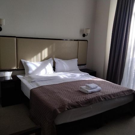 Hotel Genio Tbiliszi Kültér fotó