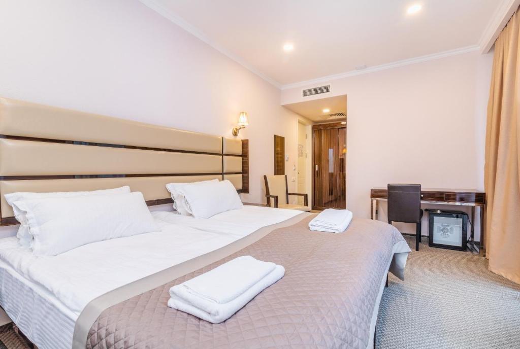 Hotel Genio Tbiliszi Kültér fotó
