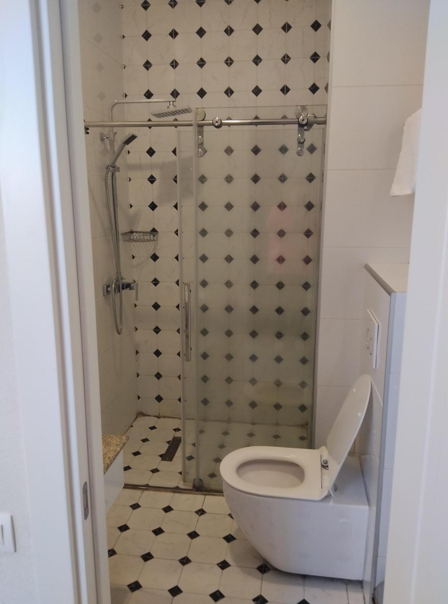 Hotel Genio Tbiliszi Kültér fotó