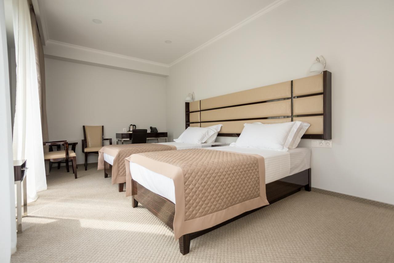 Hotel Genio Tbiliszi Kültér fotó